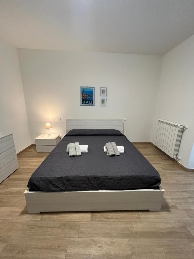 Bed&Breakfast Del Viaggiatore Fondi Εξωτερικό φωτογραφία